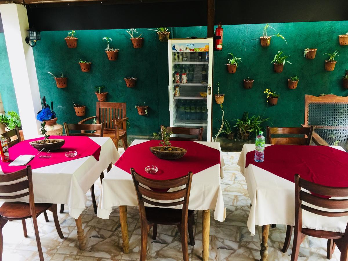 Villa Begonia Katugastota Luaran gambar